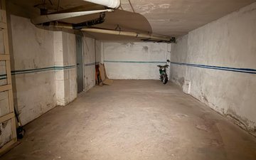 Property slide 17