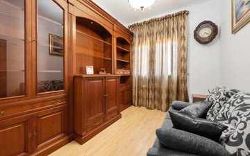 Property slide 10