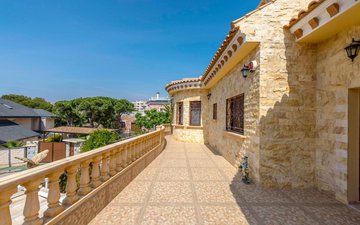 Property slide 26