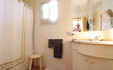 Property slide 14
