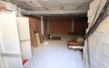Property slide 17