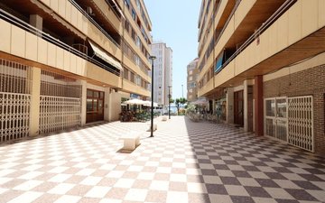 Property slide 18