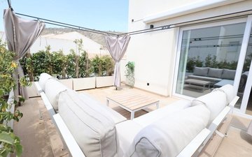 Property slide 21