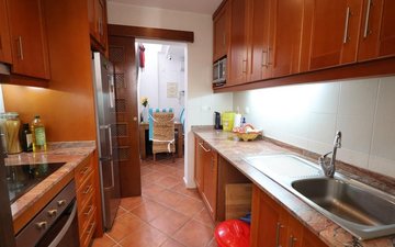 Property slide 10