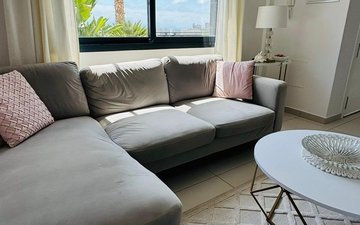 Property slide 10