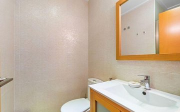 Property slide 16