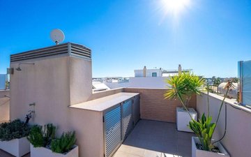 Property slide 20