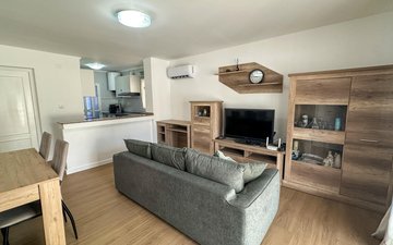 Property slide 24