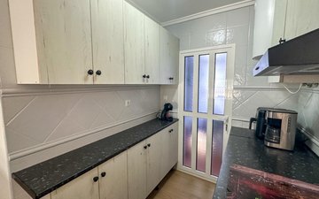Property slide 44