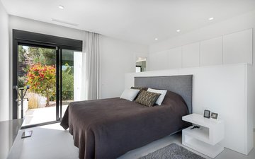 Property slide 15
