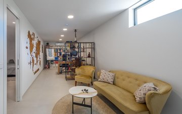 Property slide 23