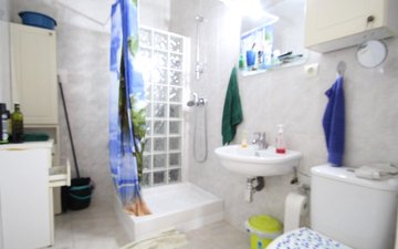 Property slide 21