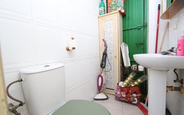 Property slide 12