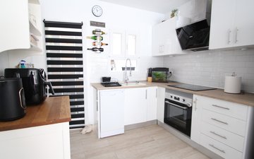 Property slide 16