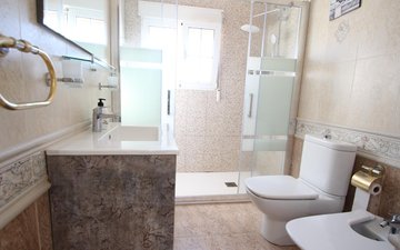 Property slide 39