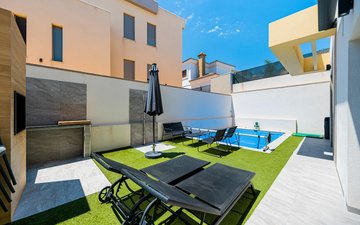Property slide 29