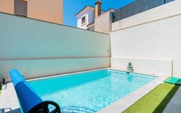 Property slide 31