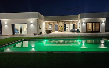 Property slide 17