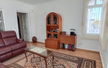 Property slide 10
