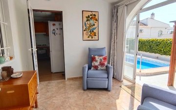 Property slide 25