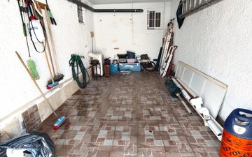 Property slide 33