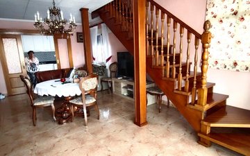 Property slide 19