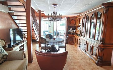 Property slide 28