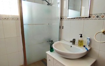 Property slide 32