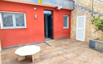 Property slide 19