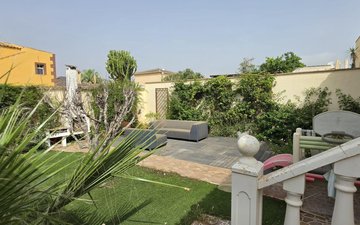 Property slide 18