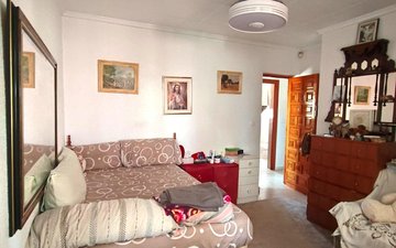 Property slide 20