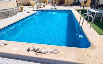 Property slide 25