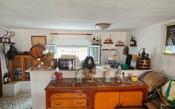 Property slide 25