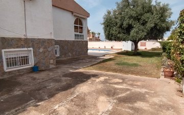 Property slide 39