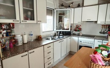 Property slide 8