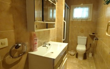 Property slide 22