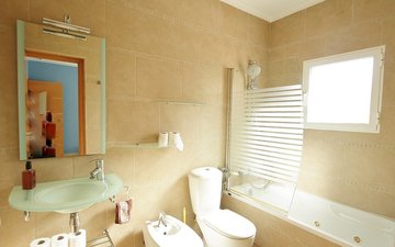 Property slide 16