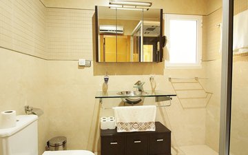 Property slide 20