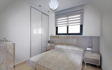 Property slide 16