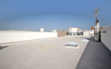 Property slide 21