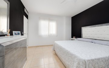 Property slide 22