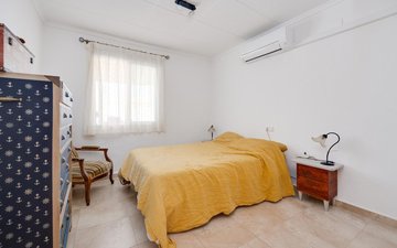 Property slide 23