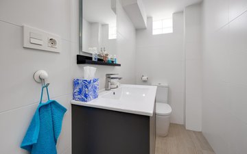 Property slide 19