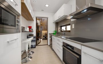 Property slide 23