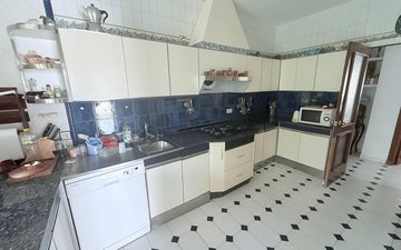 Property slide 14