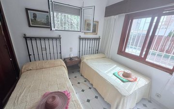 Property slide 22