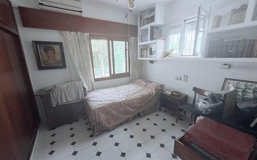 Property slide 25