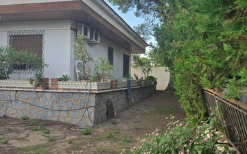 Property slide 2