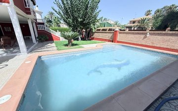 Property slide 16