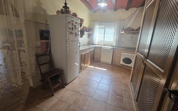 Property slide 28